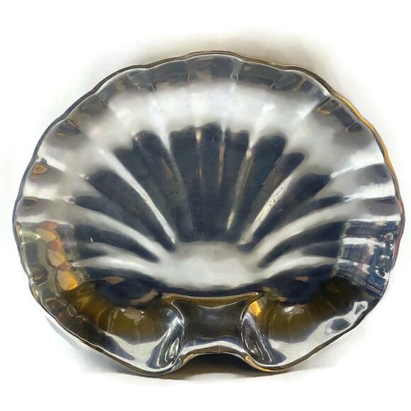 Wilton Metal Silver Clam Dish Serving Platter 11.75 x 9.5 x 2.25 - Picture 10 of 10